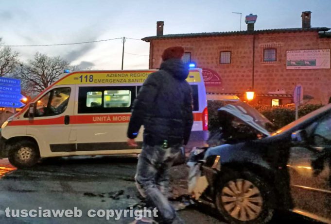 Monterosi – Incidente all’incrocio tra la strada Nepesina e la Cassia Cimina